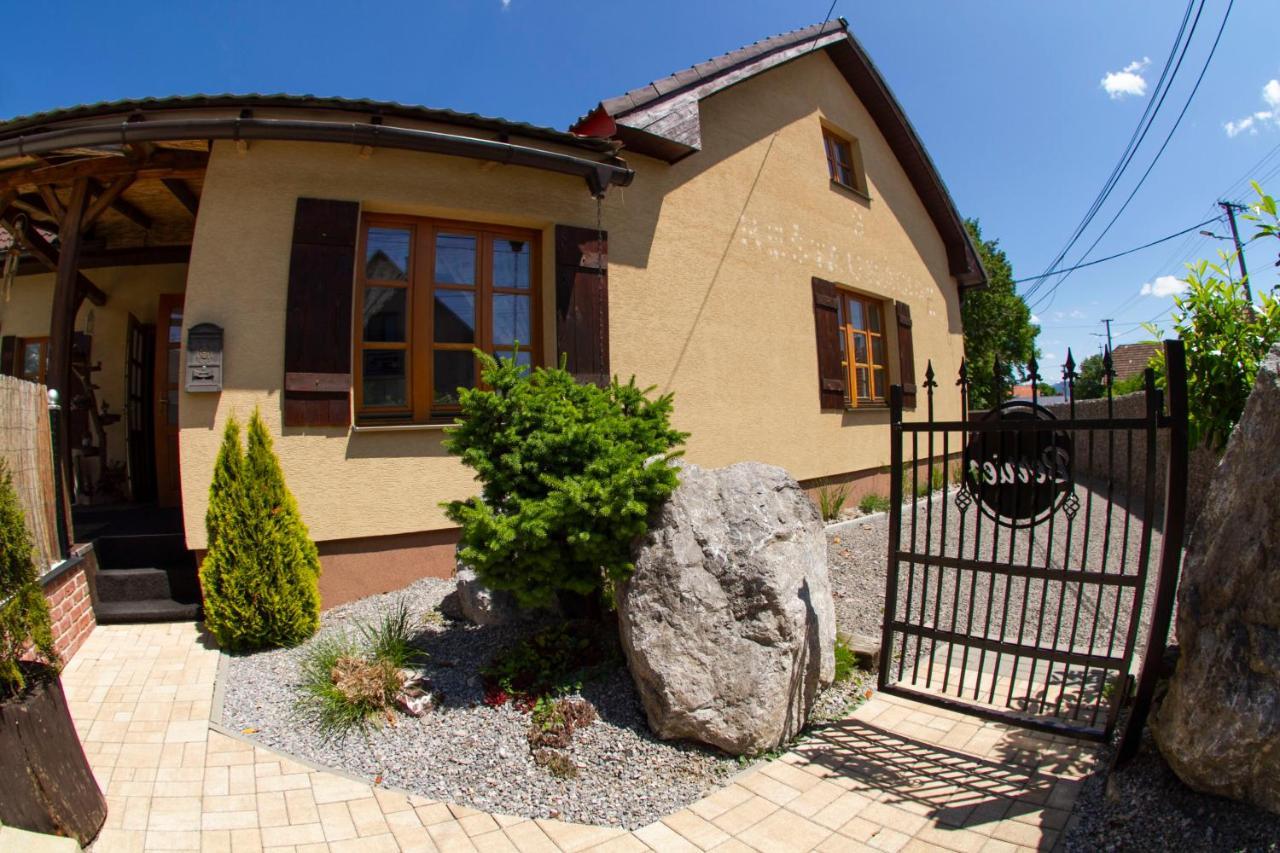 Apartmany Berries Valca Exterior photo